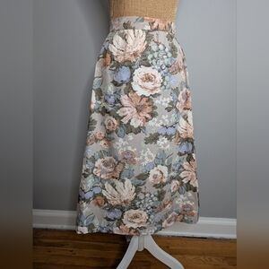 Vintage floral denim skirt